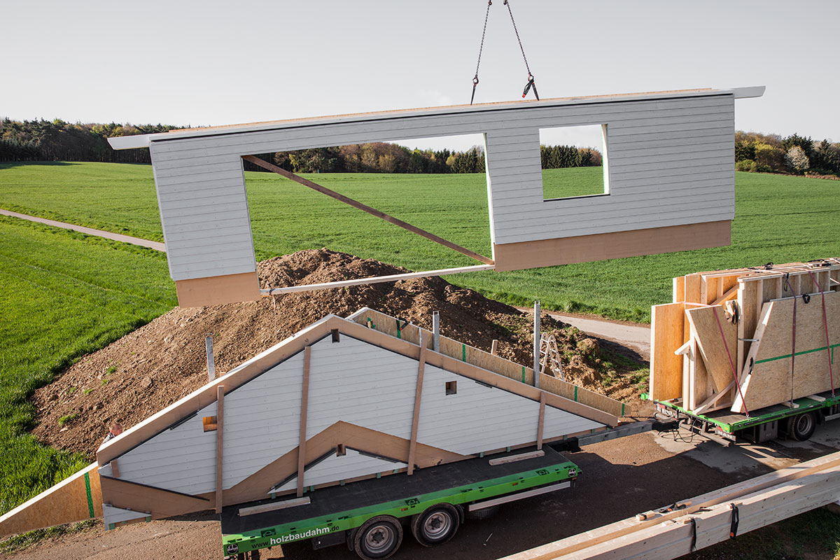 Holzbau-Dahm, Holzrahmenbau (Zimmerei, Holzhaus, Meisterbetrieb, CNC-Abbund, oekologisch Bauen)