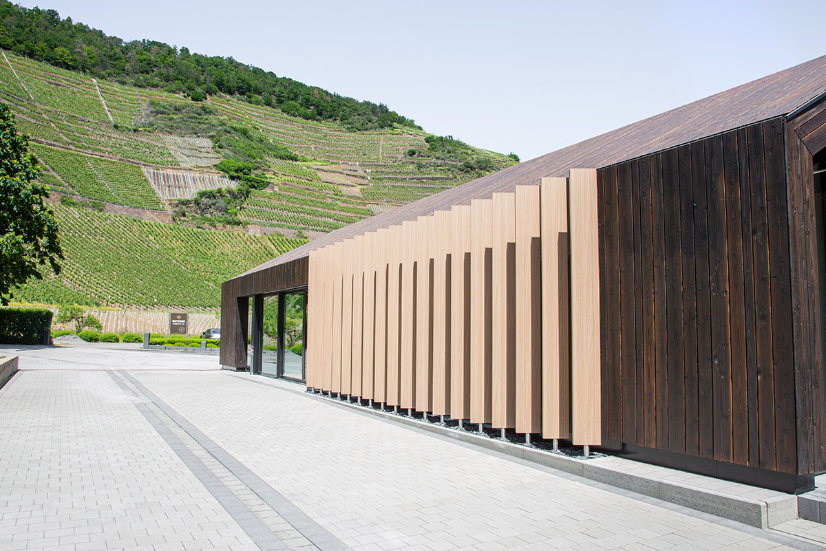 Holzbau-Dahm, Holzrahmenbau, Chalet, Ferienhaus, ökologisches Bauen, thermisch behandelte Fichte